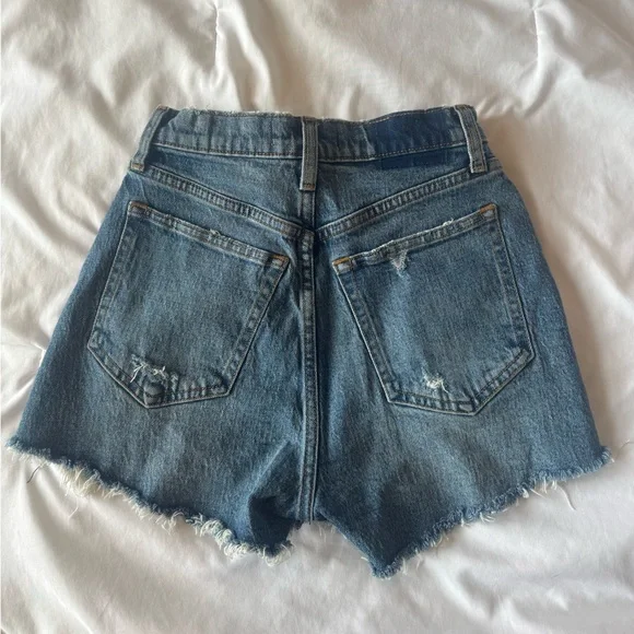 NWT Abercrombie and Fitch Curve Love High Rise "The Mom Short" Jean Shorts - Picture 6 of 7